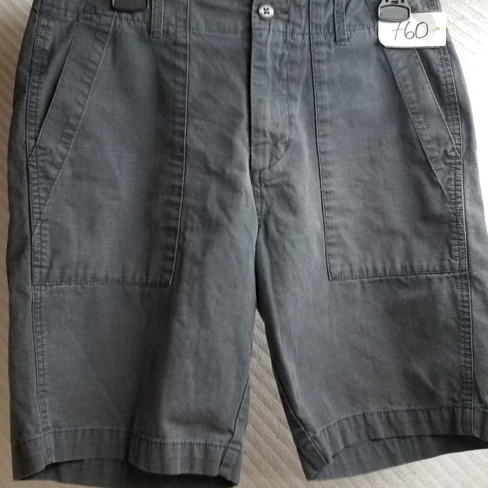760 - Old Navy 29W Hiking Shorts